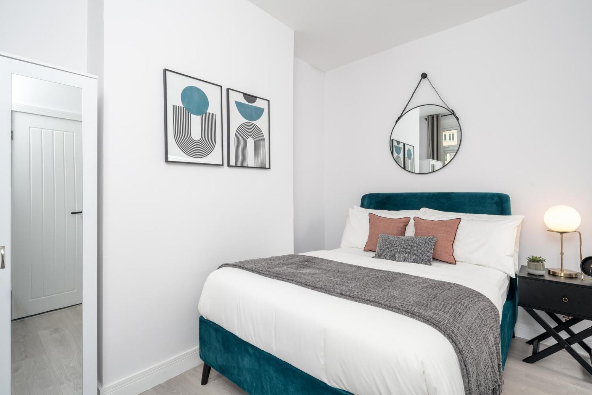 Appartamento 3 Bed New House ! Perfect Location- 5 Minutes From Tube Station Londra